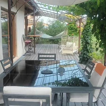 Lache Prise בית אירוח Les Mages