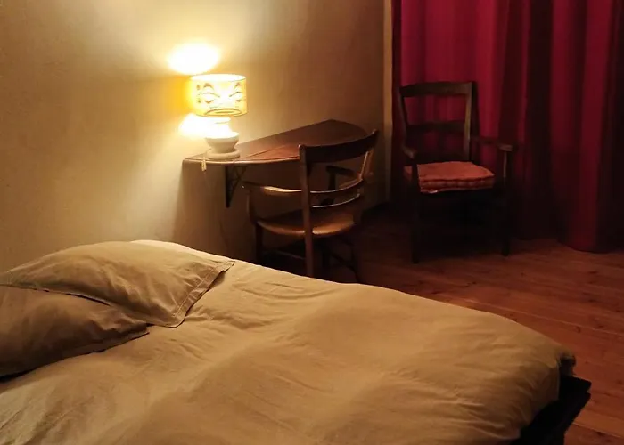 Lache Prise Проживание в семье Les Mages